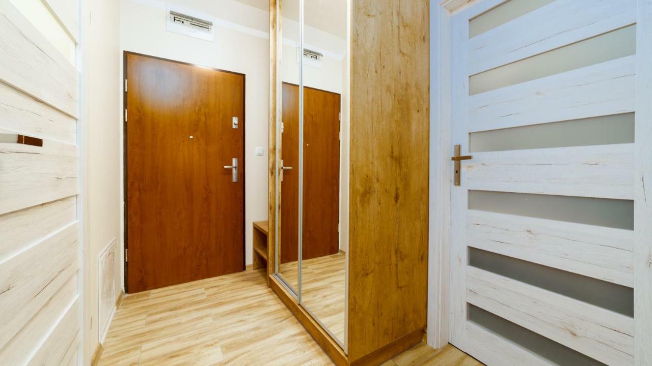 Apartamenty Everysky - Emilii Plater 18-18A Карпач Екстериор снимка